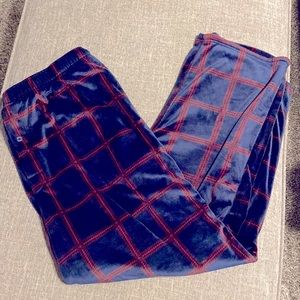 Blue and red plaid Velvet Mens XL lounge pants by Roundtree and Yourke